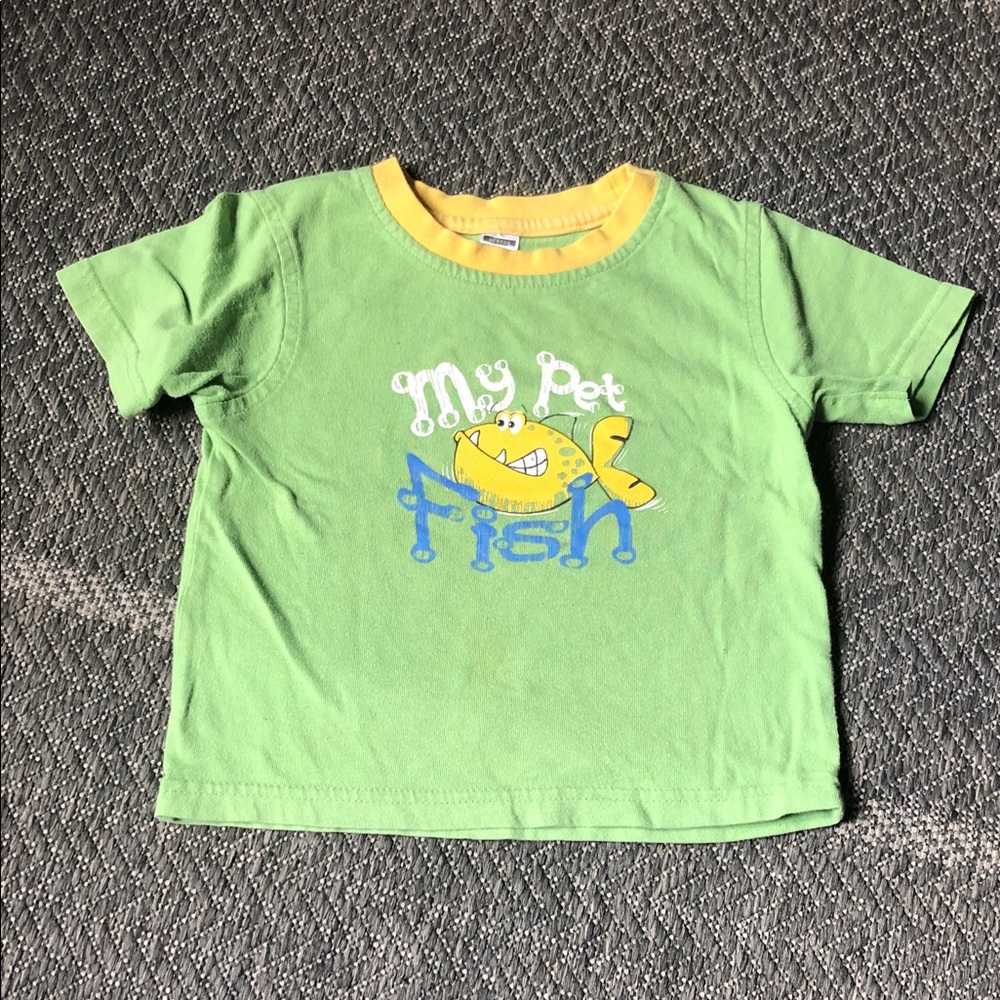 George Green Short Sleeve Tee with Yellow Fish Graphic